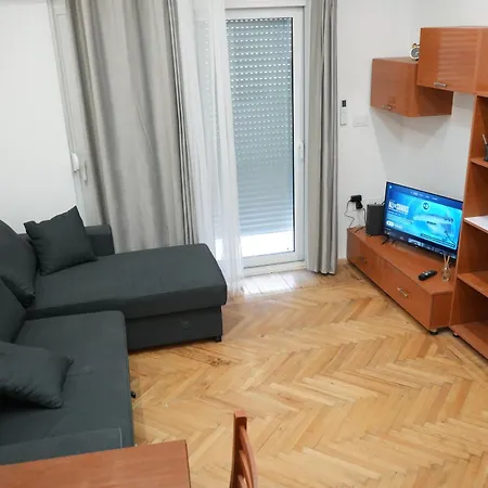 아파트 Comfort Vlorë